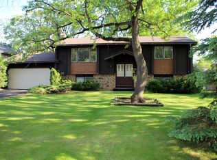 12 98th Ln NW, Coon Rapids, MN 55448