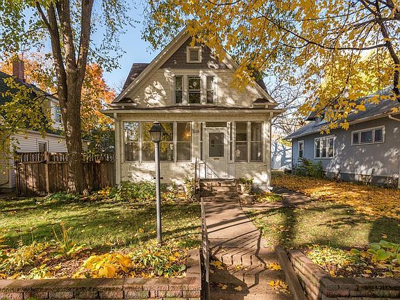 3rd image of 3026 41st Ave S