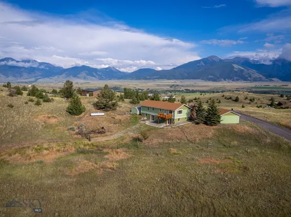 3 Evening Star Dr, Emigrant, MT 59027