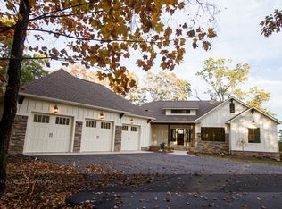 4920 Hillside Farms Estate Rd NE, Grand Rapids, MI 49525