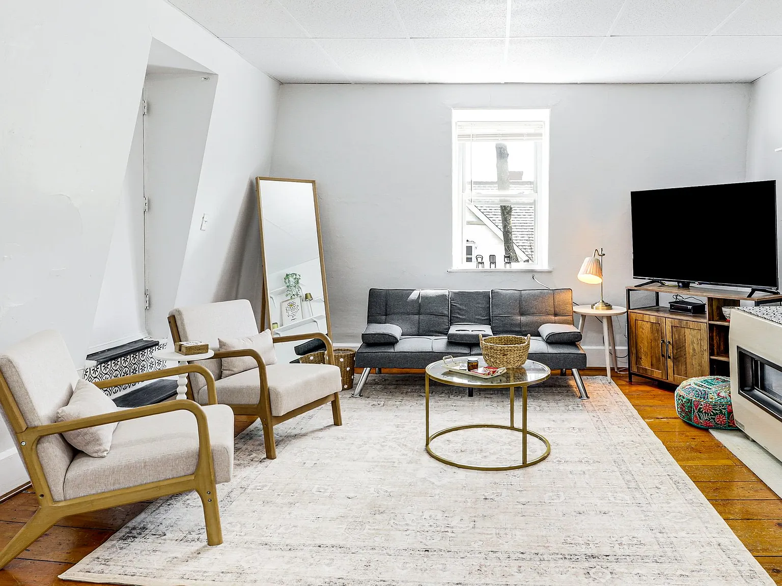 1 bed, $3,000 — Photo 3