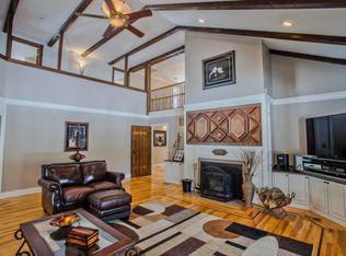 25 Bennett Rd, Wilbraham, MA 01095