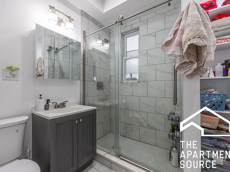 1647 N Francisco Ave #B — Photo 11
