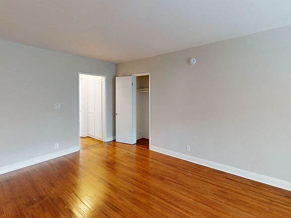 5th image of 329 S Reno St #1