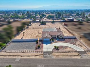 8471 8th Ave, Hesperia, CA 92345