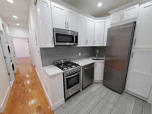 2nd image of 312 W 121st St APT 5A