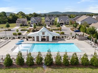 6449 Desmond Ave, Murfreesboro, TN 37128