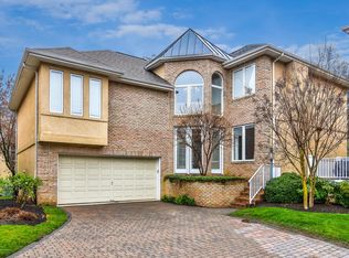 130 Mendham Ct, Holmdel, NJ 07733