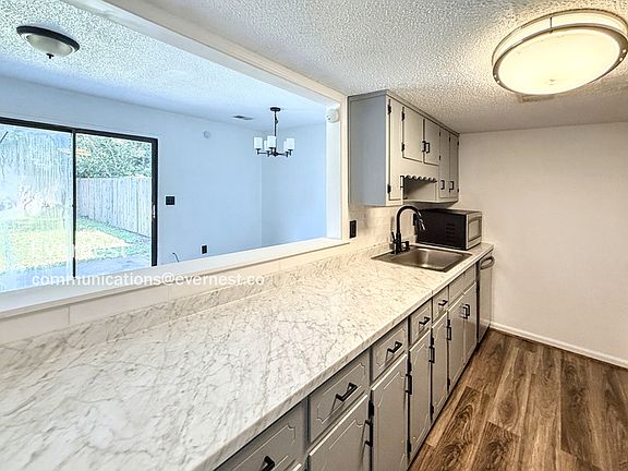 3rd image of 2227 Cheshire Dr
