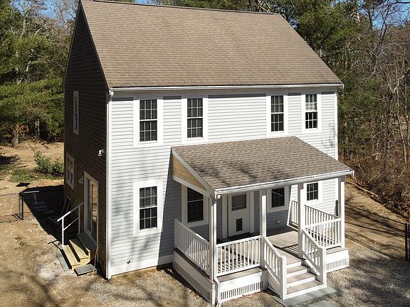 3rd image of 173 Main Street