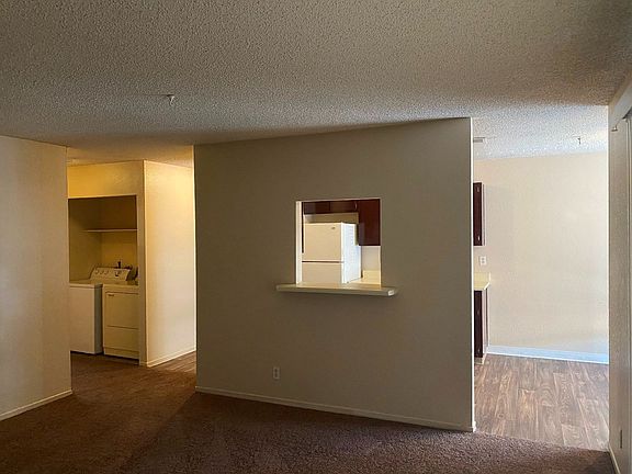 5th image of 2773 Sidewinder Ln APT A
