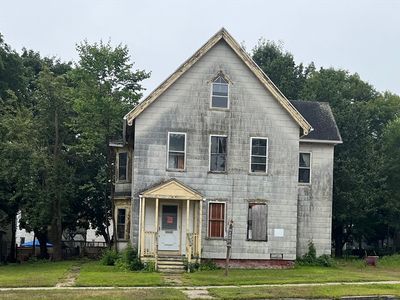 414 South St, Holyoke, MA, 01040