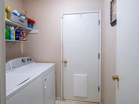 3rd image of 7502 Chilibre St