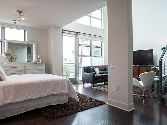 4th image of 1502 Broadway #1511103