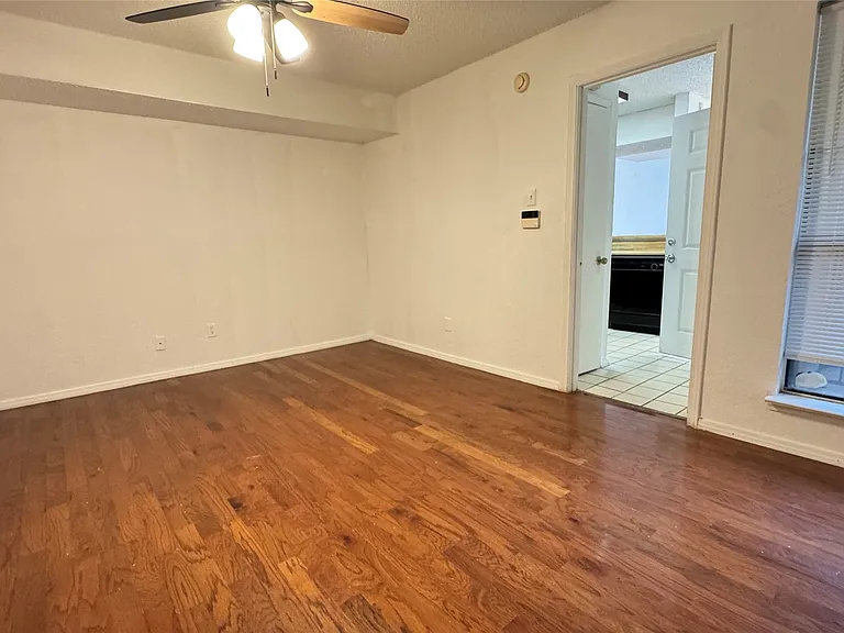 9811 Walnut St #F207 — Photo 7