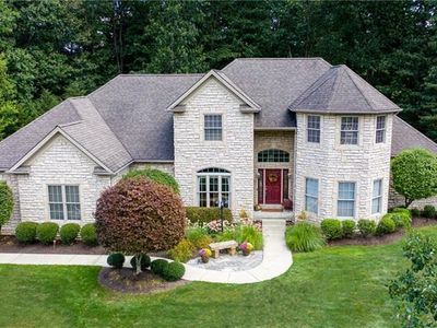 2287 Pierce Bluffs Dr, Hermitage, PA, 16148
