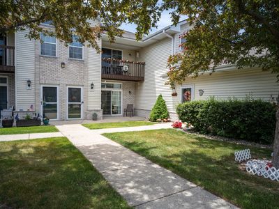 6115 S Creekside DRIVE #2, Cudahy, WI, 53110