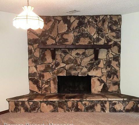5th image of 2886 Villa Woods Cir