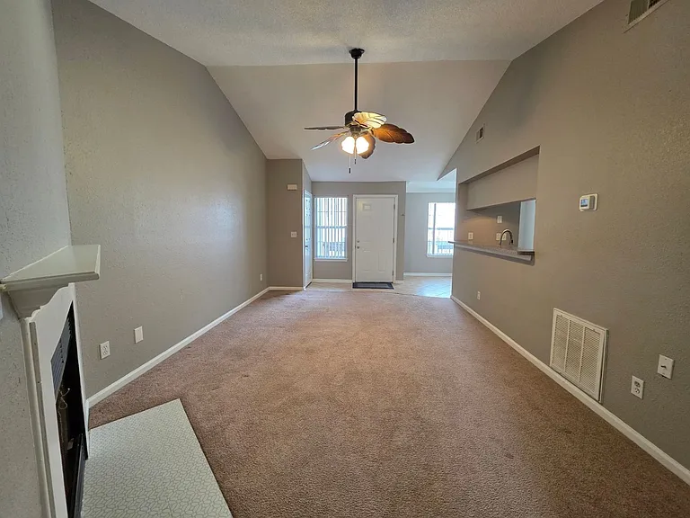 4226 Beasley Ct — Photo 5