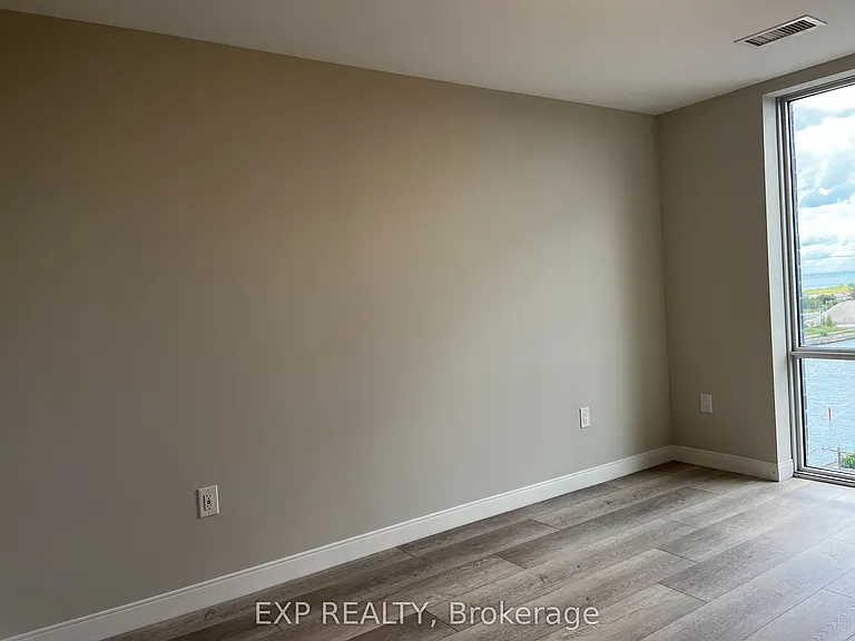 118 West St #801 — Photo 13