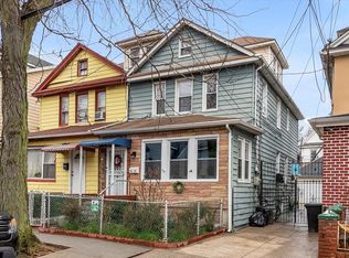 9425 41st Rd, Elmhurst, NY 11373