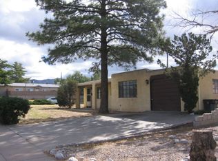 10520 Towner Ave NE, Albuquerque, NM 87112