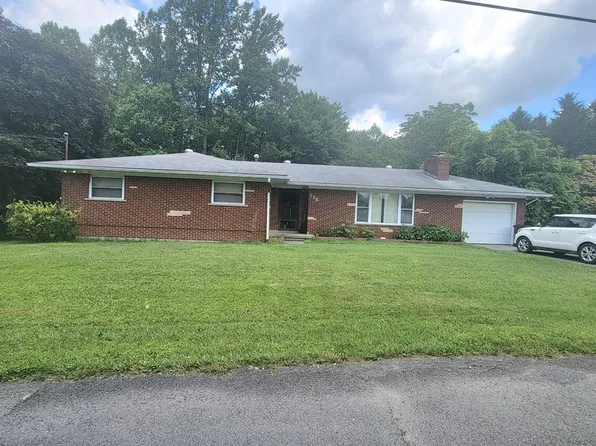 126 Kyle Ln, Beckley, WV 25801