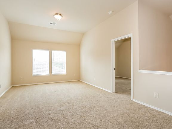 5th image of 9510 Wakefield Village Dr