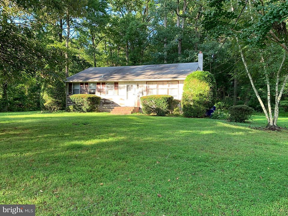 1st image of 1900 Hedding Rd