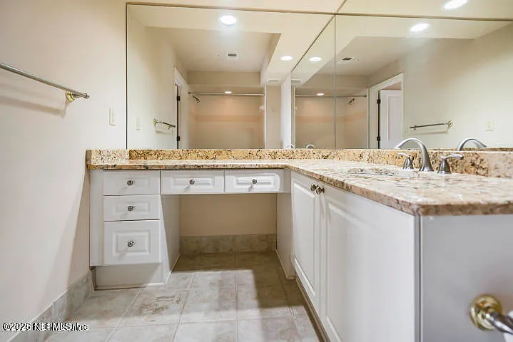400 E Bay St #1004 — Photo 64