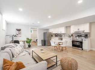 73 Cranbrook Dr, Hamilton, ON L9C 4S5