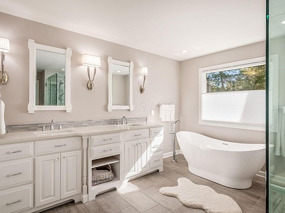 3rd image of 5683 Liberton Ct
