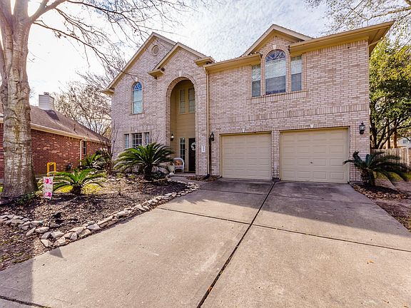 2nd image of 13515 Pepperbush Ct