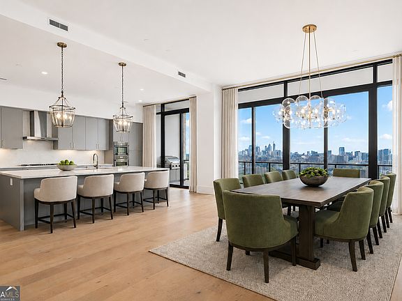 2nd image of 2425 Peachtree Rd #1806