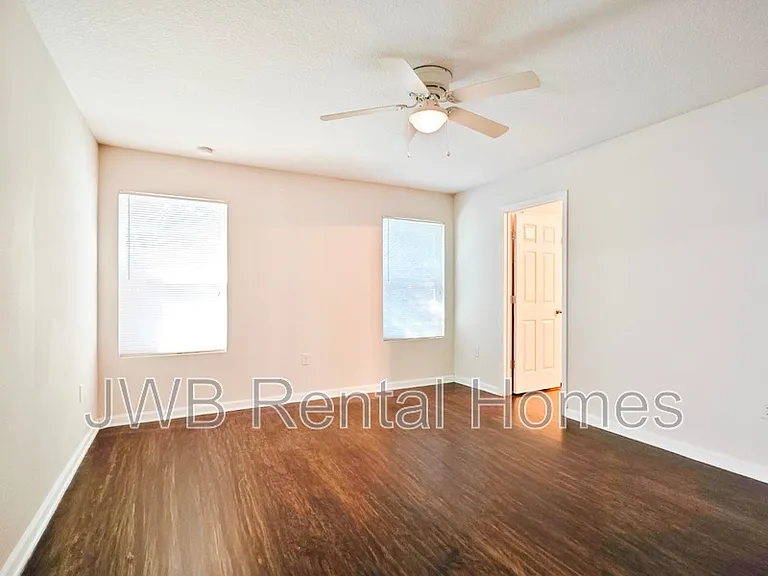 4650 Lenox Ave — Photo 8