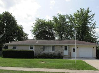 817 Ontario Ave, Oostburg, WI 53070