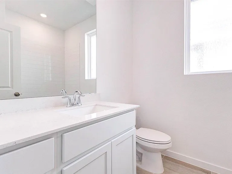 27410 Sweetwater Bay Dr — Photo 27