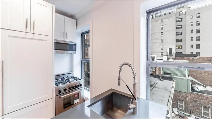 Rented by Compass | media 2