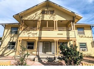 4061 4th St APT 4, Riverside, CA 92501