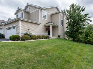 1452 W Remington Ln, Round Lake, IL 60073