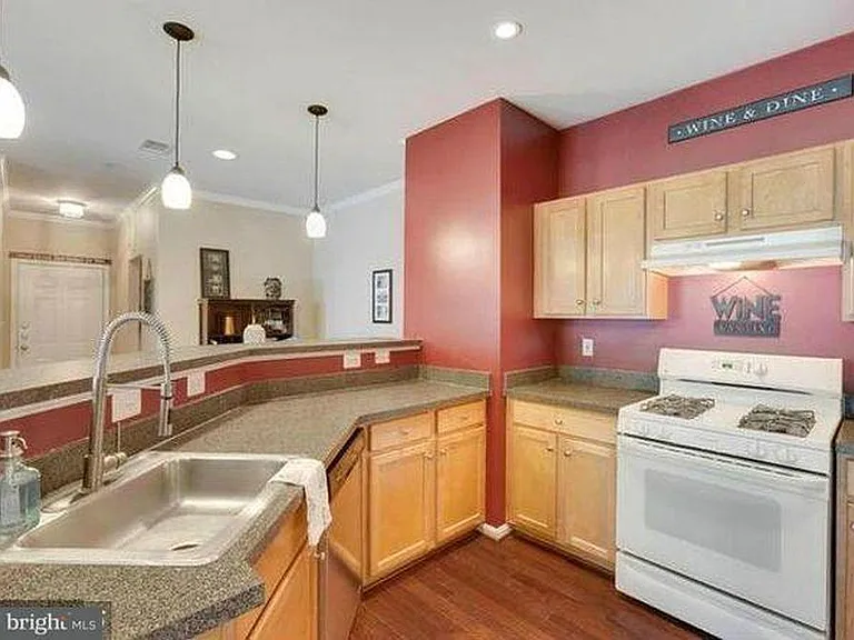 13397 Connor Dr — Photo 16