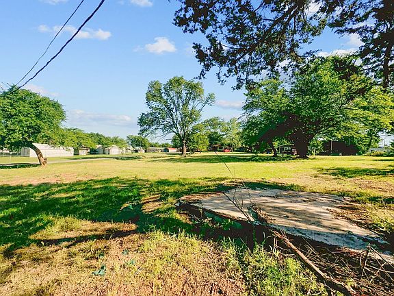 4th image of 75 Weis Ln