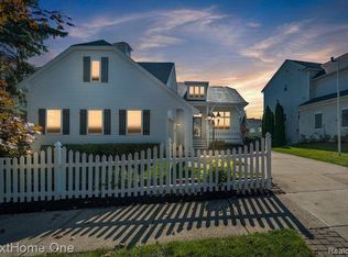 1173 Hudson Dr, Howell, MI 48843