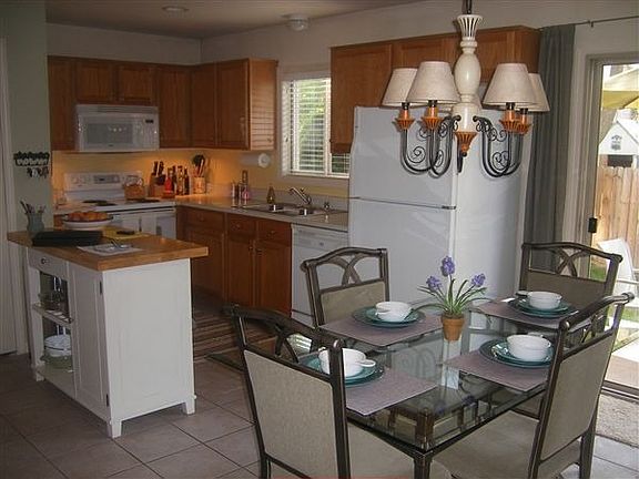 Dining Rm 2