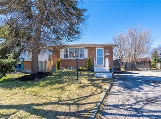 59 Edwina Ct, Hamilton, ON L8V 4M2