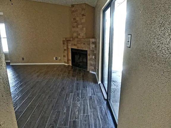 4th image of 6710 Hickory Springs Dr