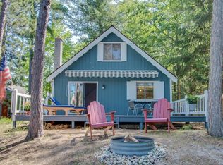 2052 Evergreen Ave, Traverse City, MI 49696