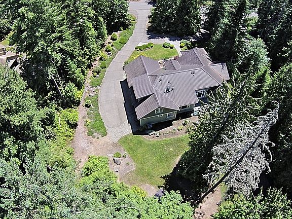 3rd image of 5711 Capitol Forest Dr SW