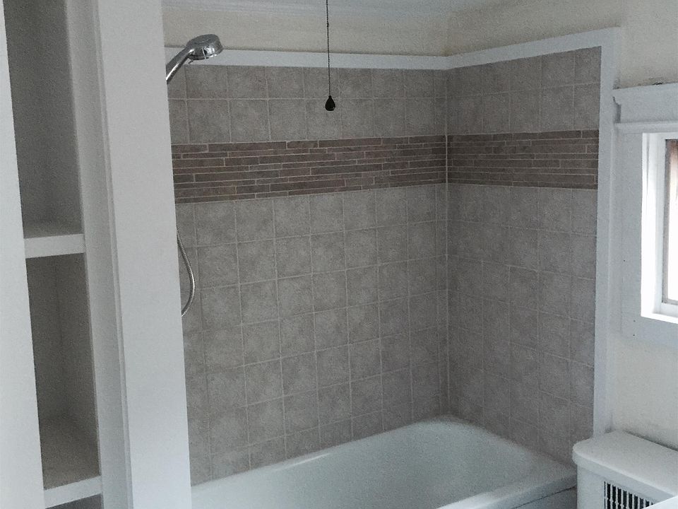 2nd image of 175 W 8th St #2