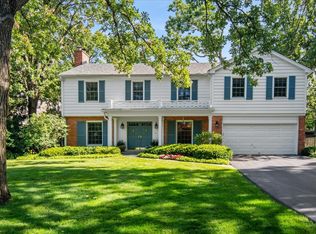 131 E Stone Ave, Lake Forest, IL 60045